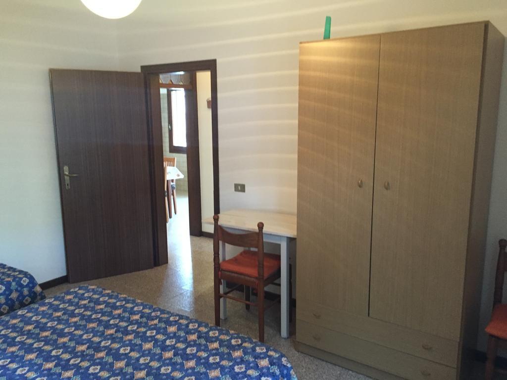 Appartamento A Due Passi Dal Mare Lido di Jesolo Rum bild